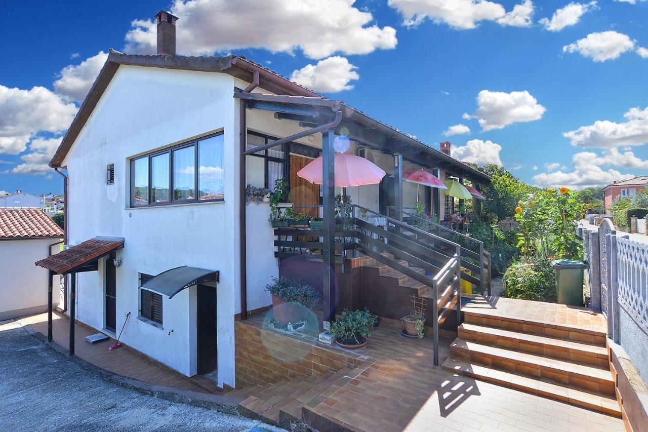 Rooms Veli Vrh 2208 プーラ エクステリア 写真